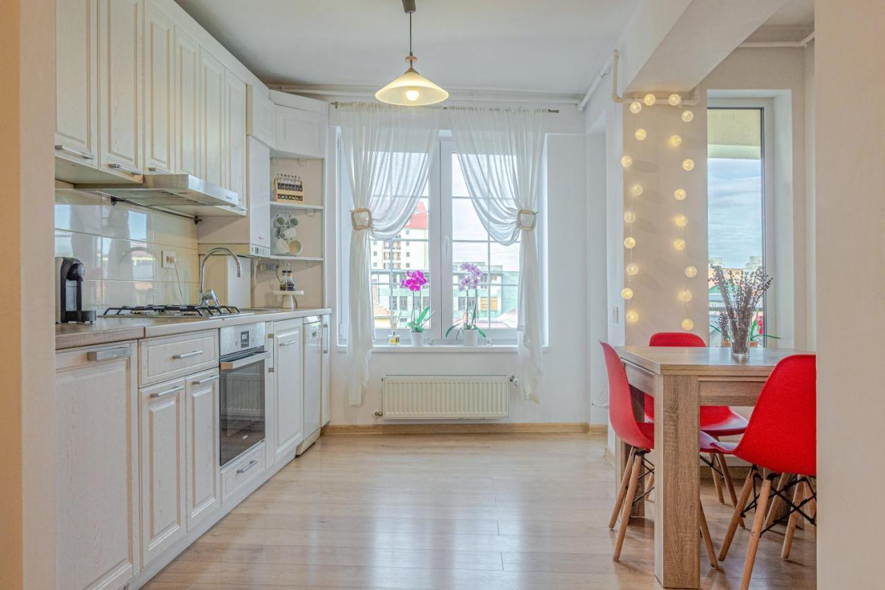 Opera Apart Apartment Brasov Bagian luar foto